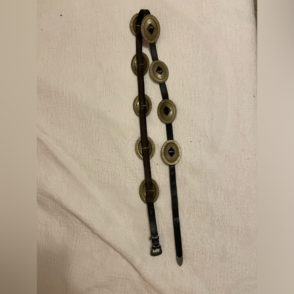 Women’s silver and black concha belt size medium